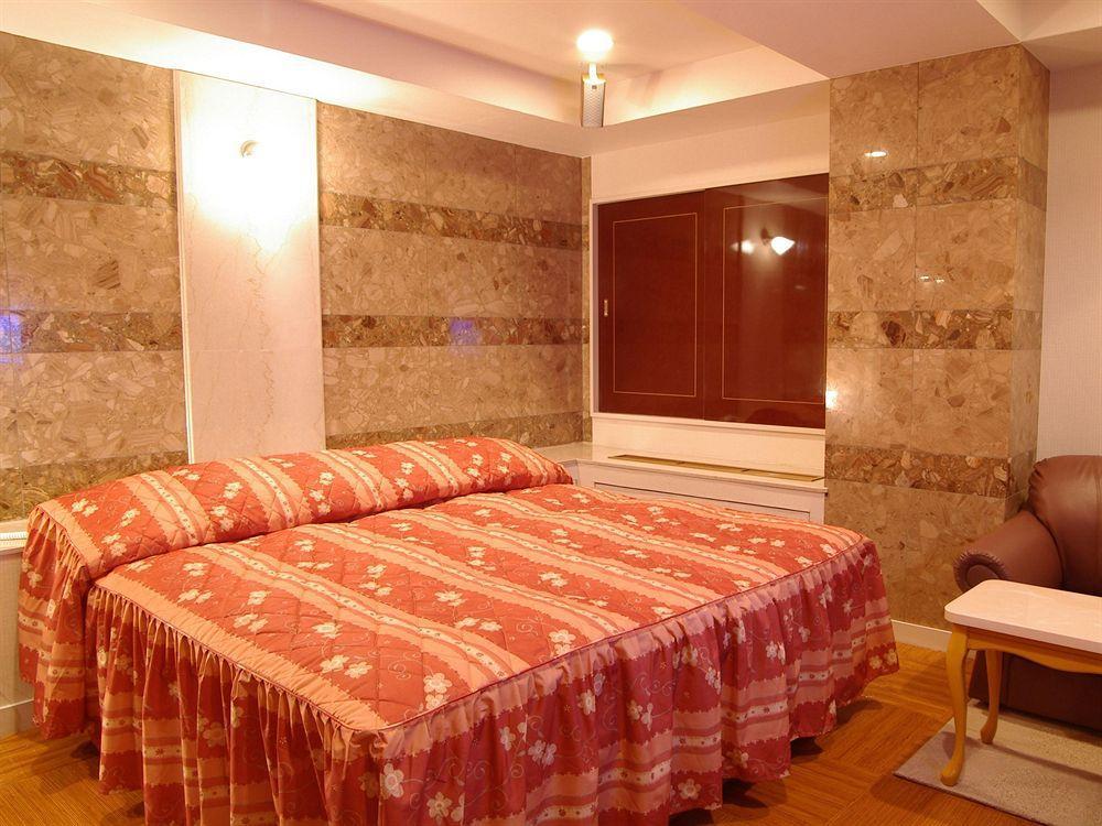 Hotel Fine Garden Sakai (Adults Only) Екстер'єр фото